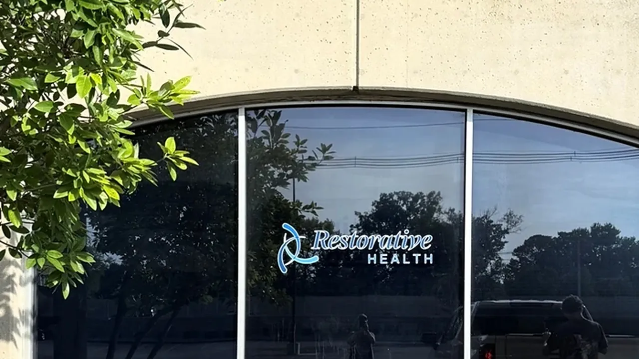 Restorative Health storefront at 4010 Dupont Circle, St. Matthews